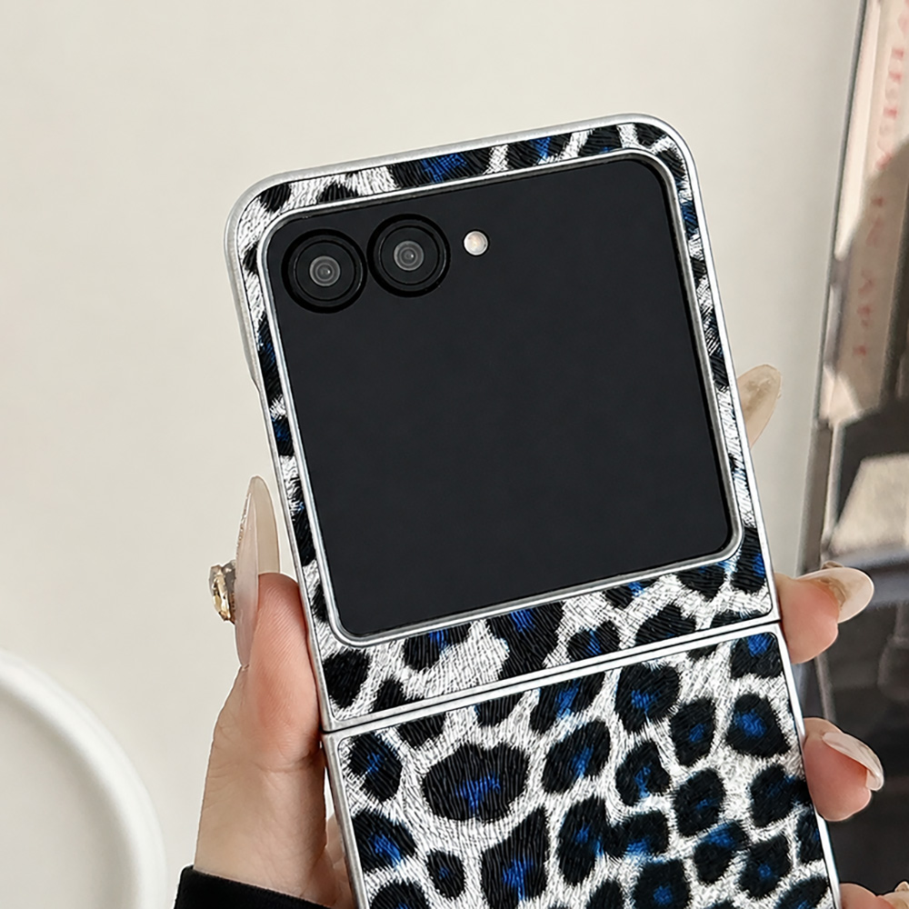Leopard Print Folding Flip Pho - огляд і ціна Men'S Vegan Accessories